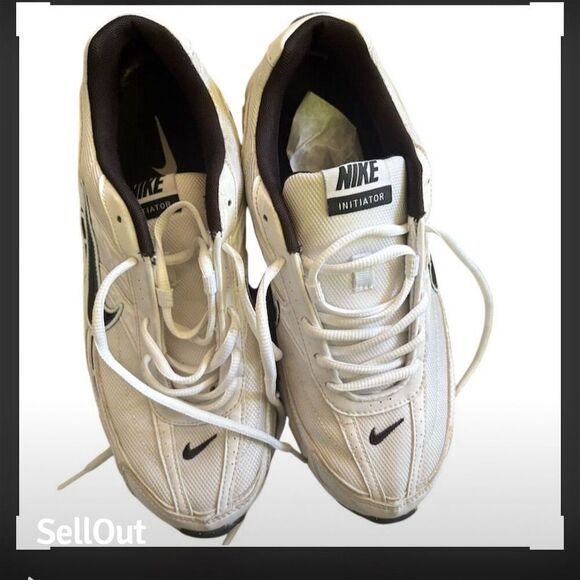 Nike Men's Initiator Sneakers Size 10 Multicolor Athletic Shoes - Picture 1 of 5